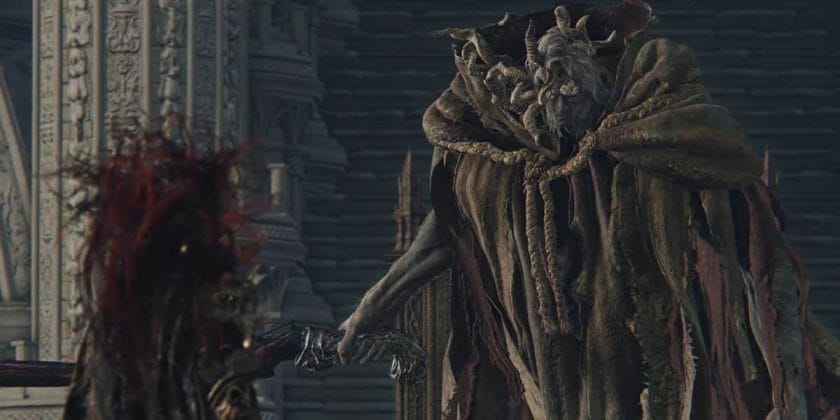 Mogot, Omen King trong Elden Ring, đối đầu với các nhân vật điều khiển được.