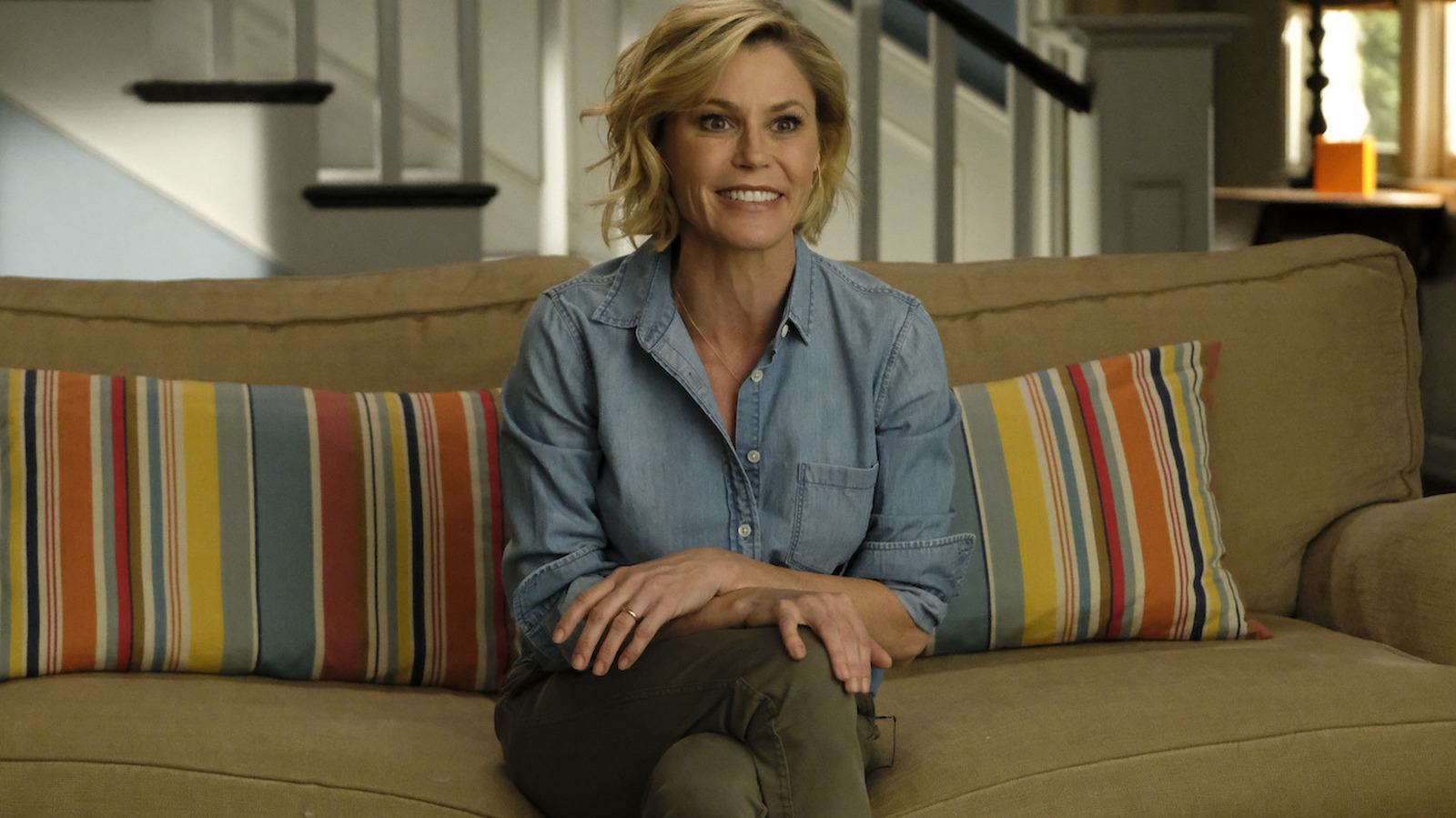 The Transformation Of Julie Bowen From Happy Gilmore To Modern Family