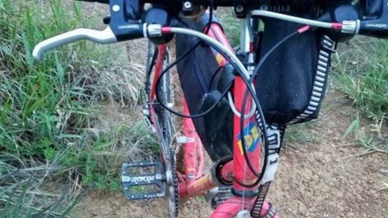 People are baffled by this muddy mountain bike optical illusion, can you figure out what’s going on?