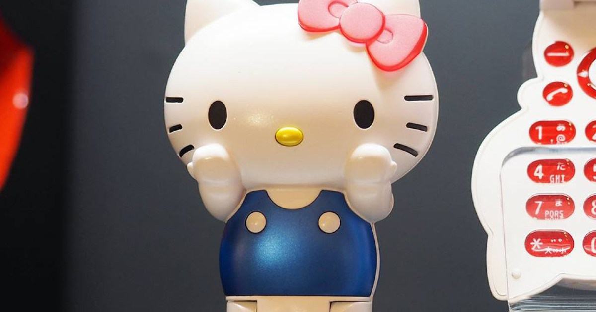The new Hello Kitty phone will melt your heart