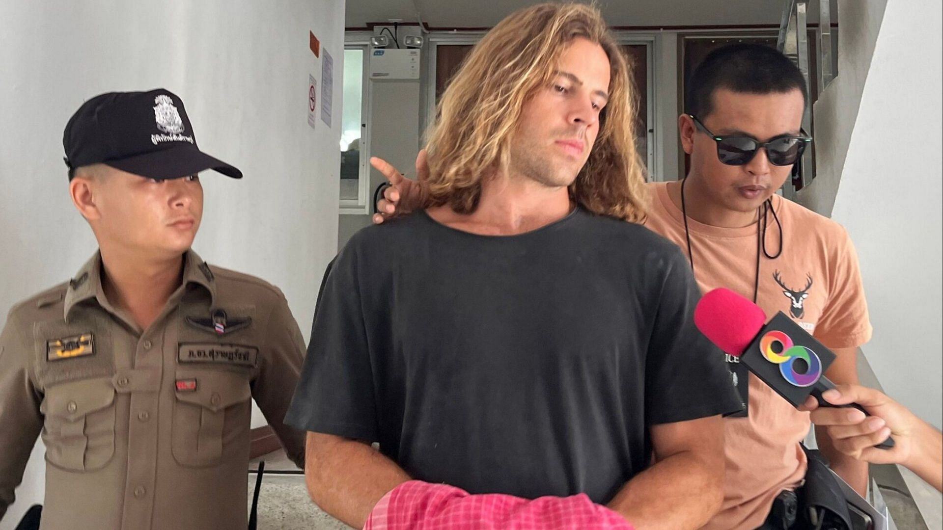 Youtube chef Daniel Sancho Bronchalo brutally murdered and dismembered his Columbian boyfriend, whilst in Thailand (Image via Twitter/@TouchRoathy)