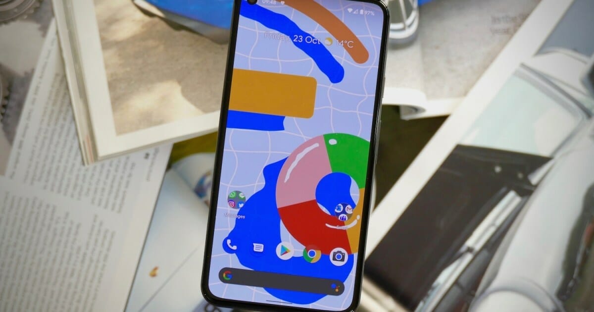Google Pixel 5 vs. iPhone 11: Should you buy Android’s best or iOS’s finest?