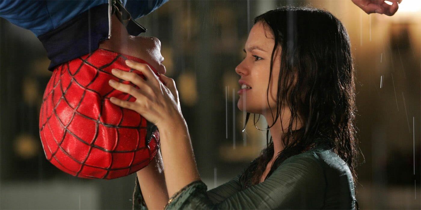The OC’s Rachel Bilson Recalls Seth & Summer’s Awkward Spider-Man Kiss