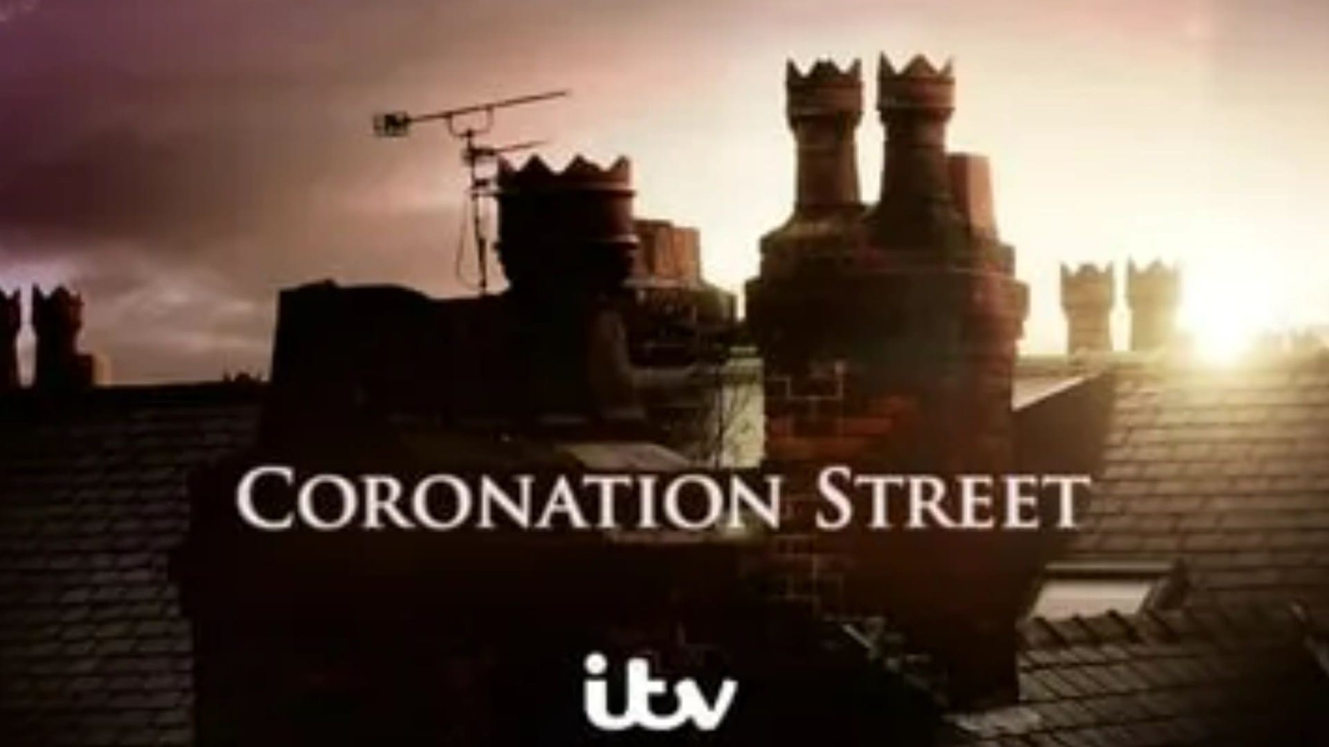 Coronation Street legend QUITS the soap after 13 years on the cobbles - days after two more high profile stars leave