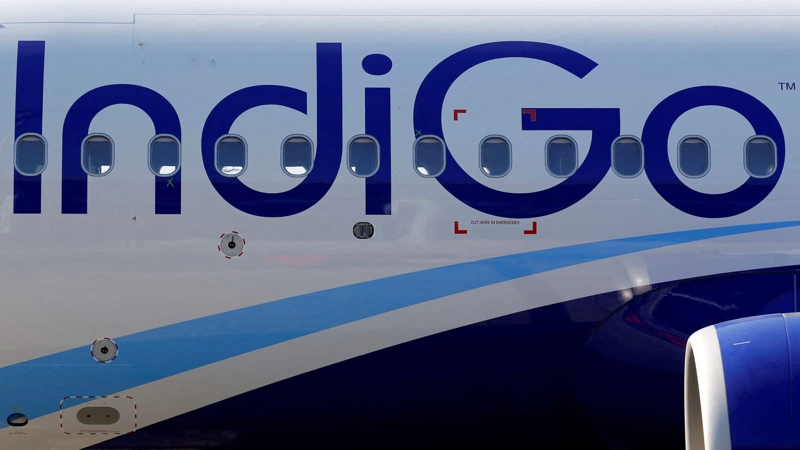 Passenger slams IndiGo for not selling tea, coffee separately, airline responds