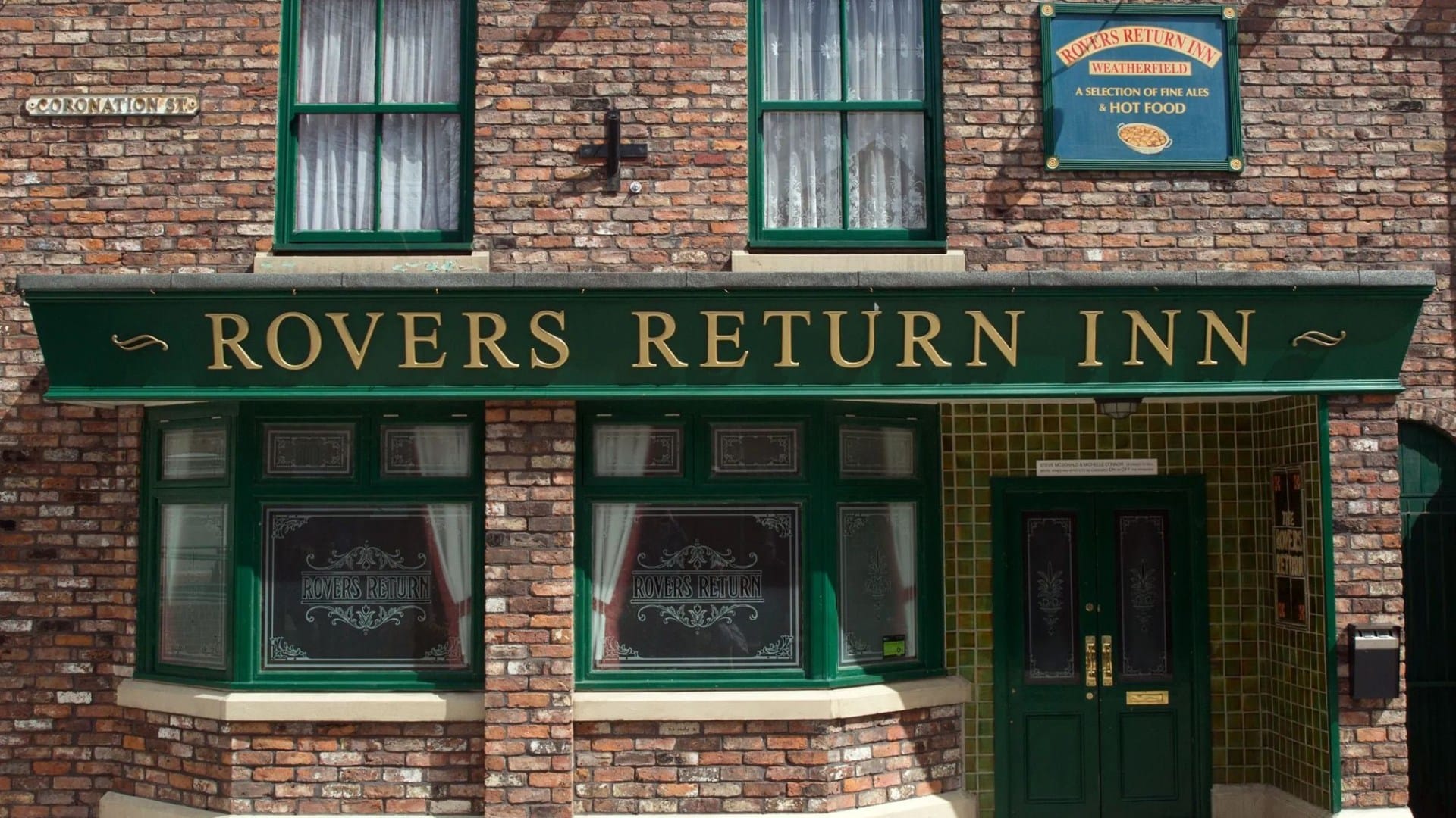 Coronation Street legend returns after 16 years and has already begun filming